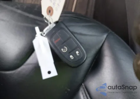 2014 Jeep Cherokee Limited из США, поврежденный, VIN 1C4PJMDB9EW266667